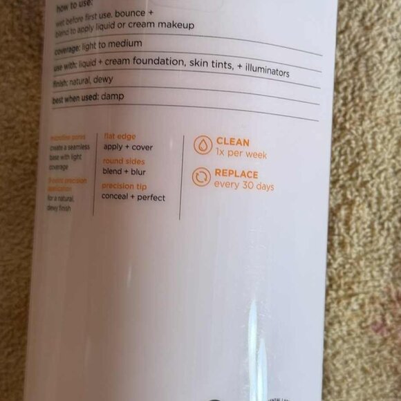 Real Techniques Bundle: Beauty Blender Sponges and Makeup Brushes BRAND NEW - Picture 7 of 7